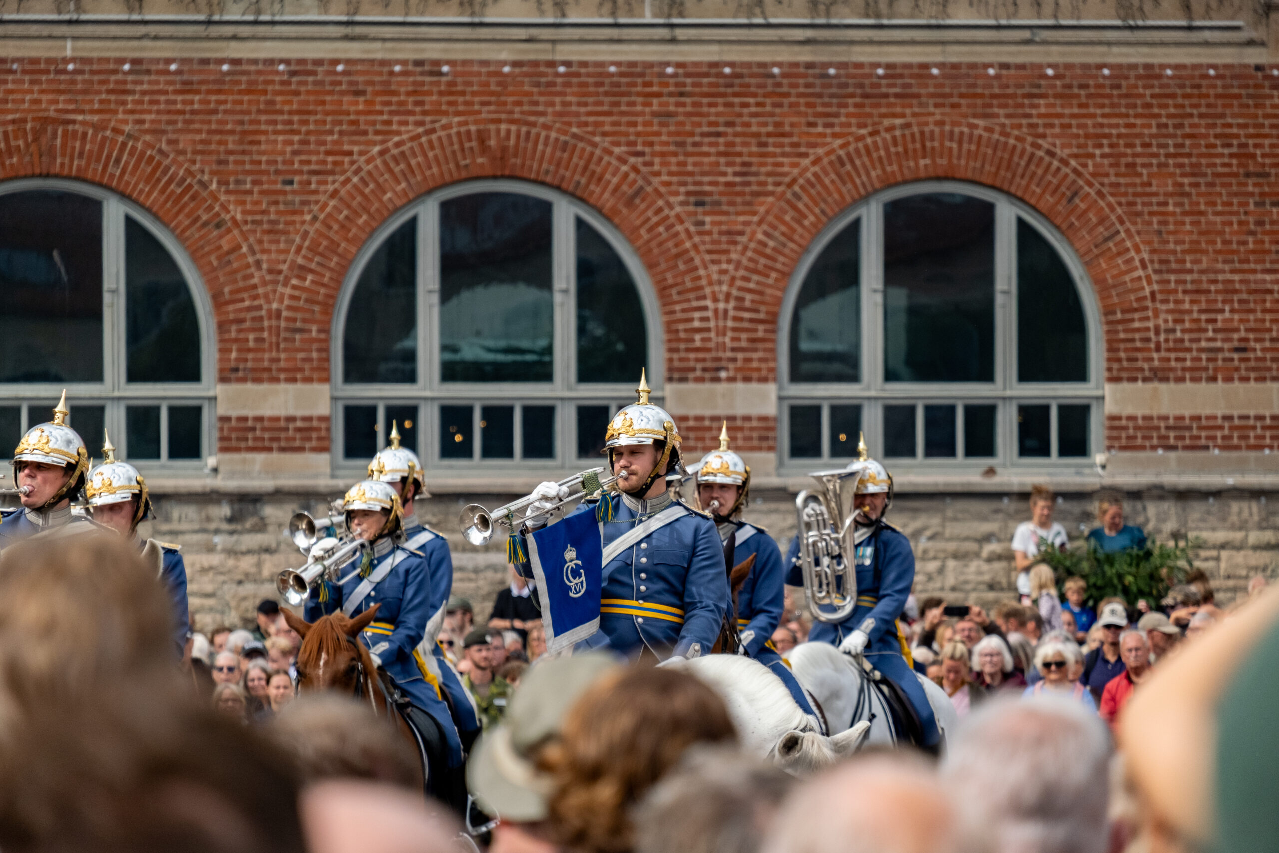 Beridna Högvakten red genom Lund 