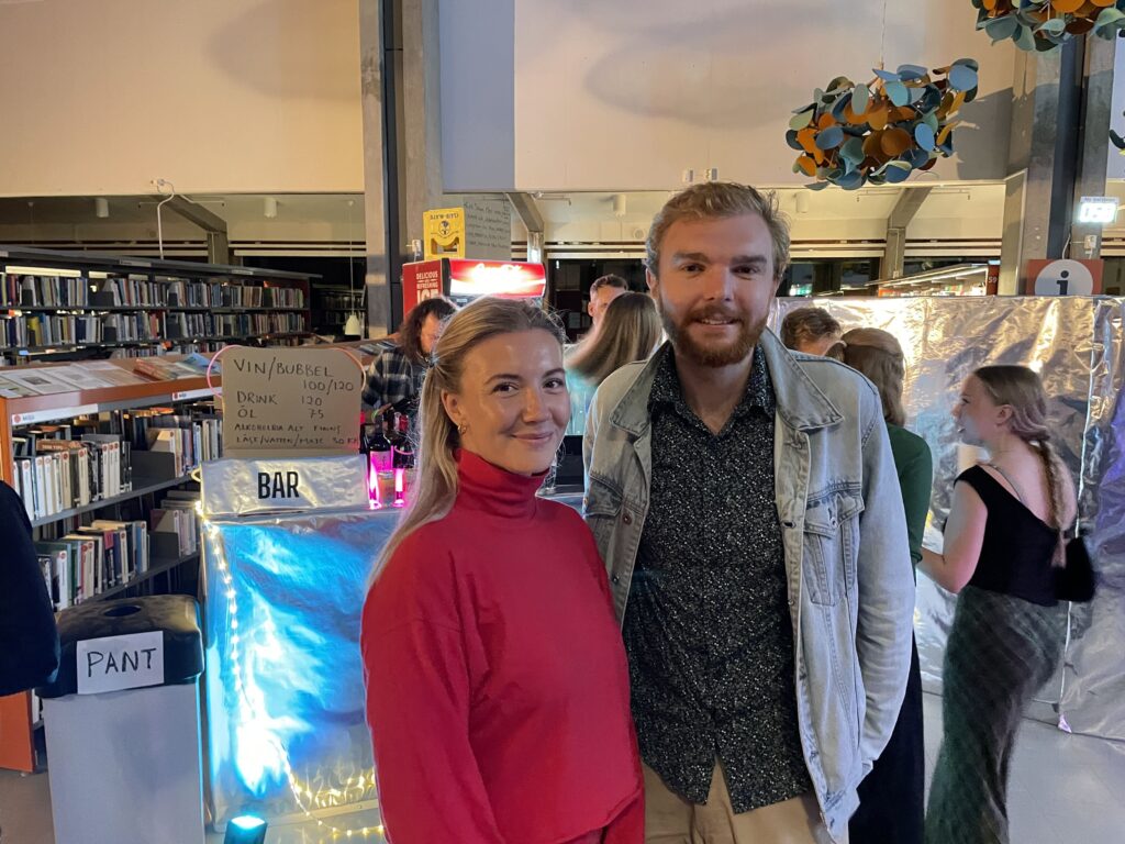 Ellen Jakobsson och Isak Källsmyr besökte After Hours spontant. Foto: Molly Fornell.